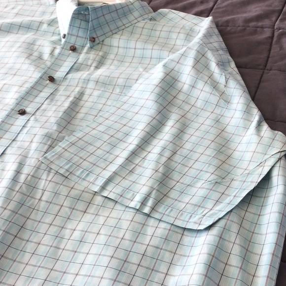 Short Sleeve Button Down Shirt - Picture 5 of 9